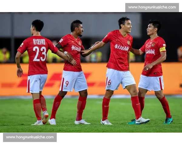 重庆队迎战恒大，鏖战激烈谁能笑到最后，赛场风云再起
